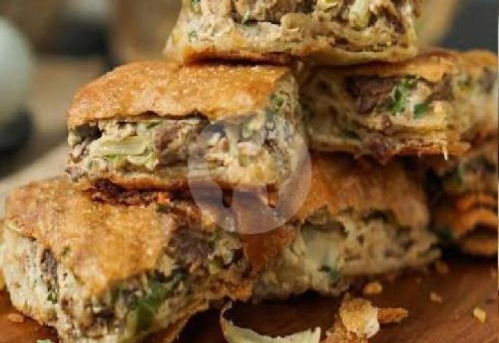 Martabak Mini Bangka "Swiss" di Jl. Kauman: Kenikmatan yang Menggoda Setiap Hari